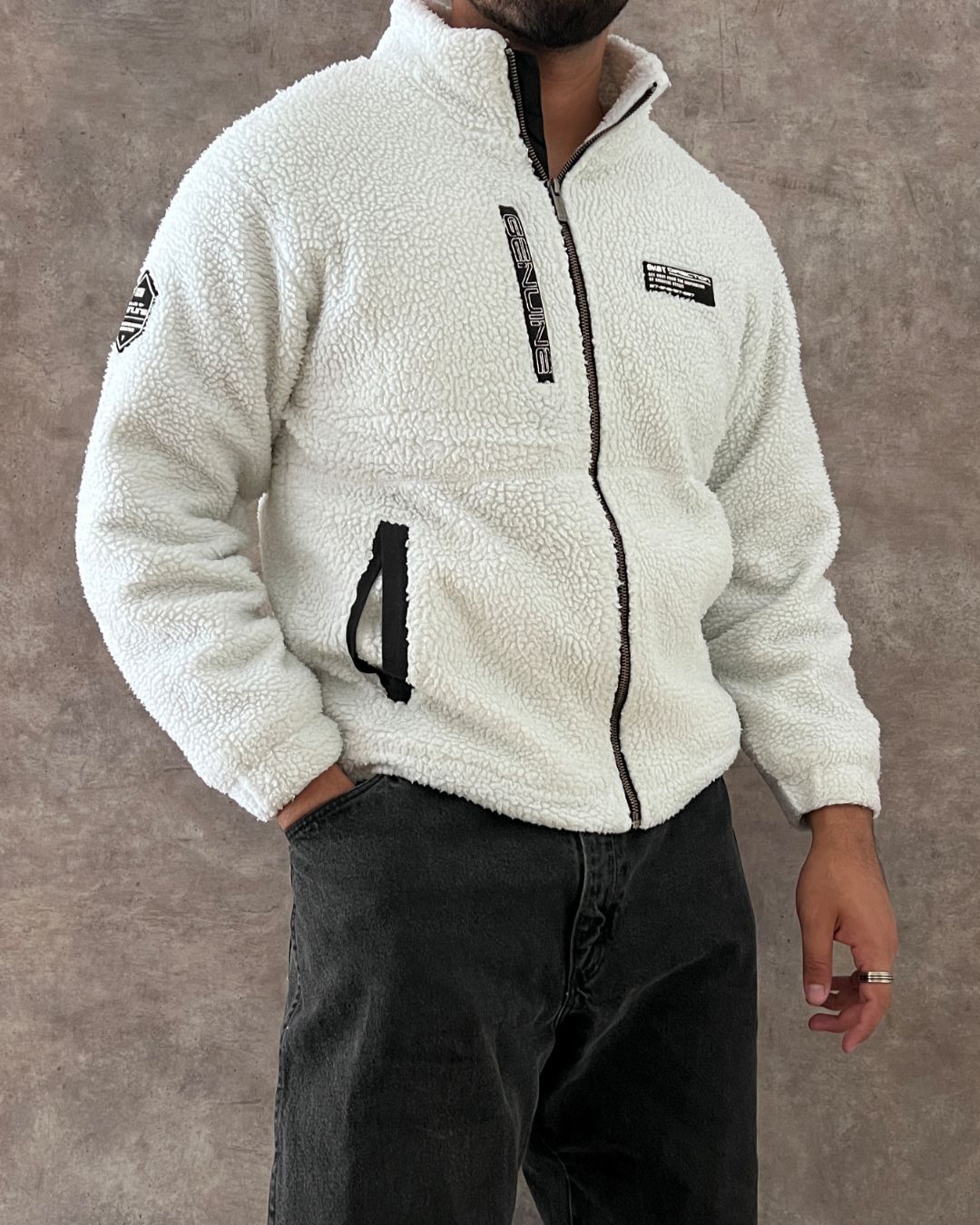 WHITE JACKT (S)
