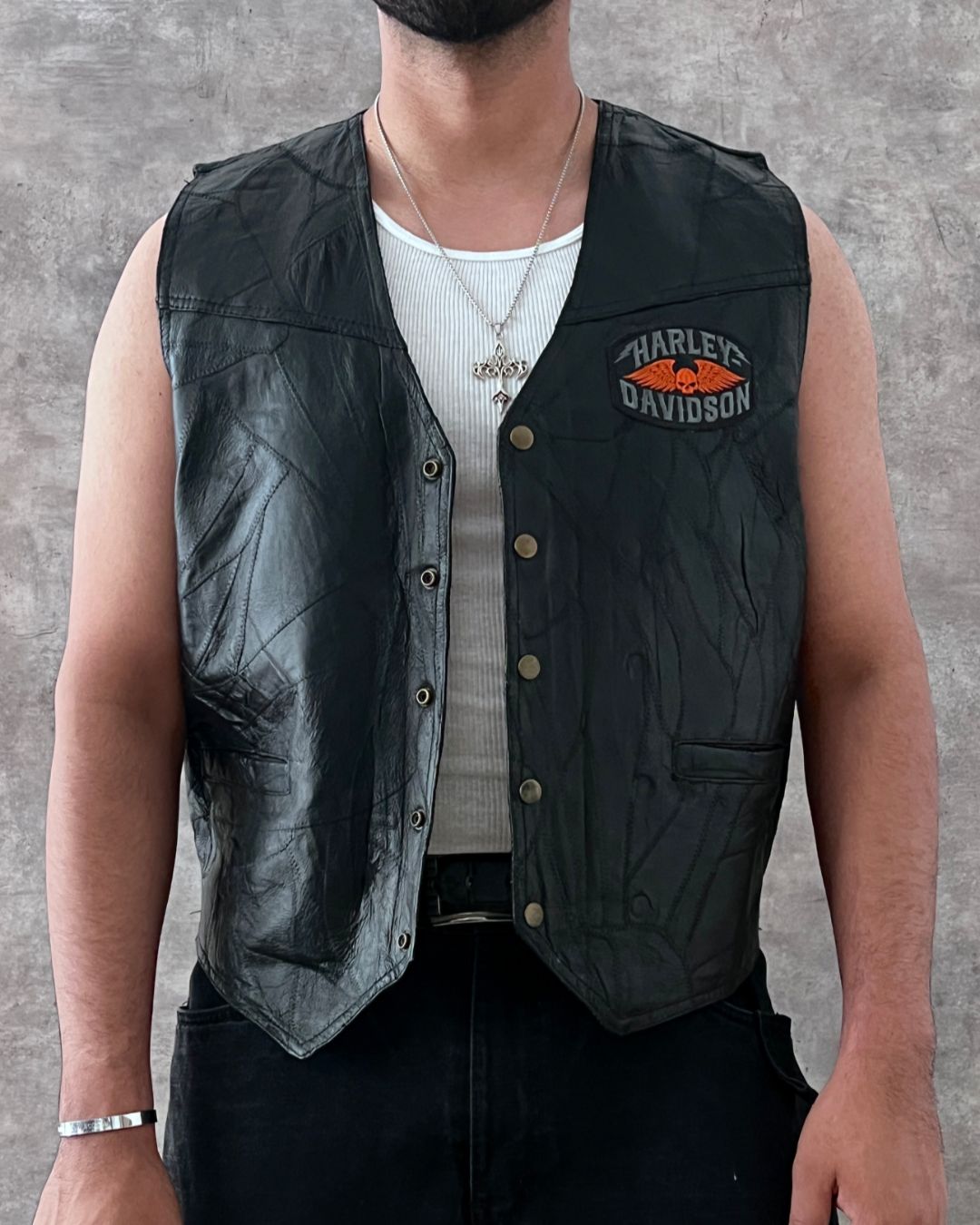 LEATHER VEST (M)