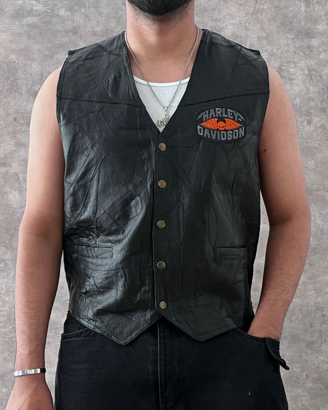 LEATHER VEST (M)
