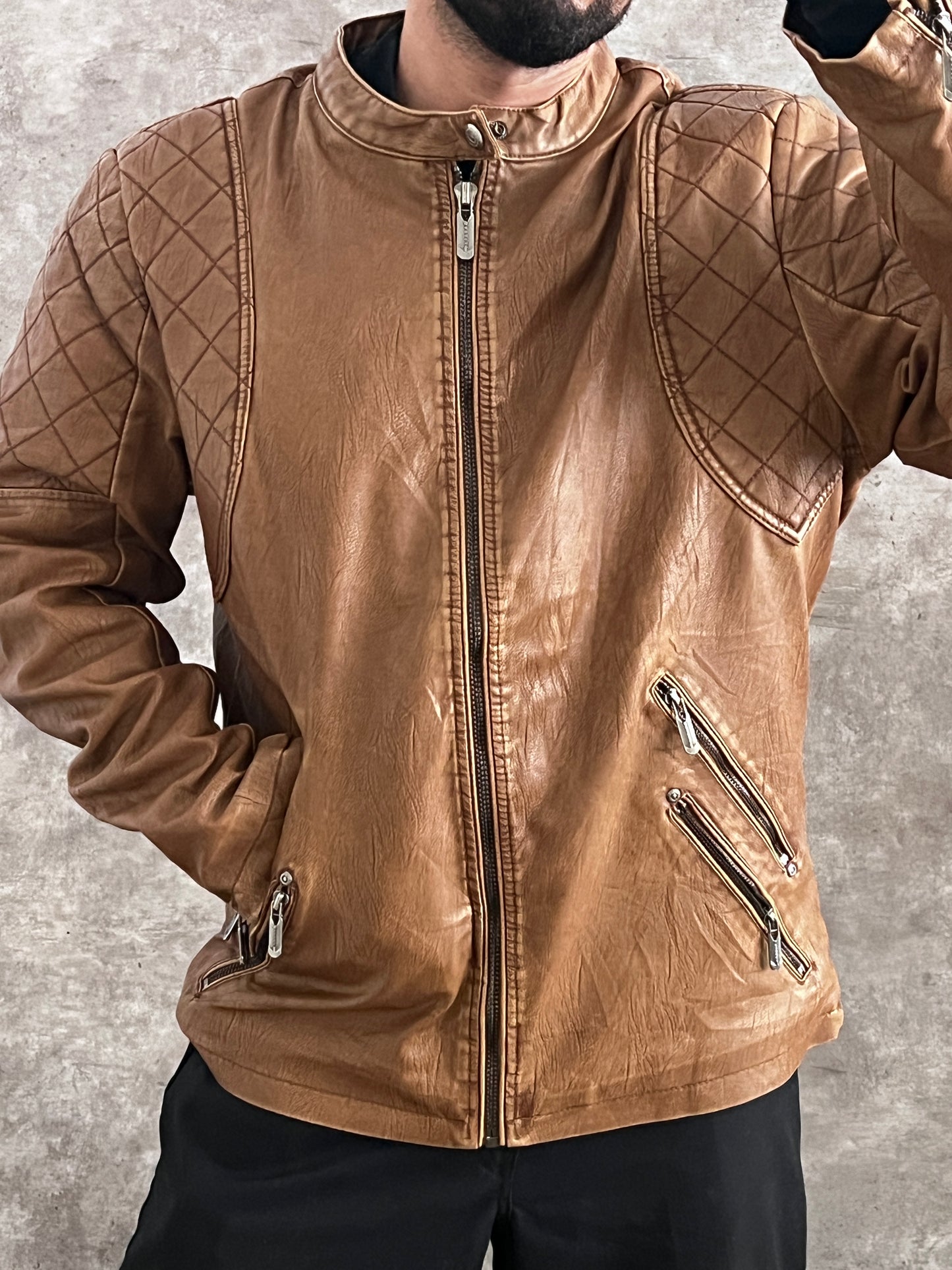 BRW LEATHER JACKET (XL)