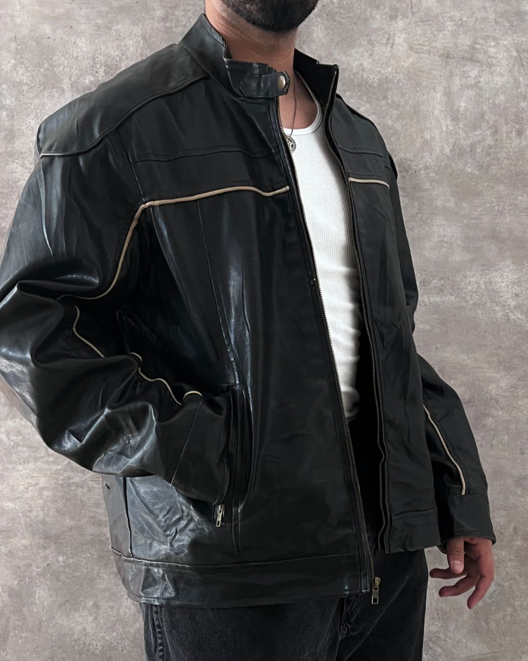 BLACK JACKT (L)