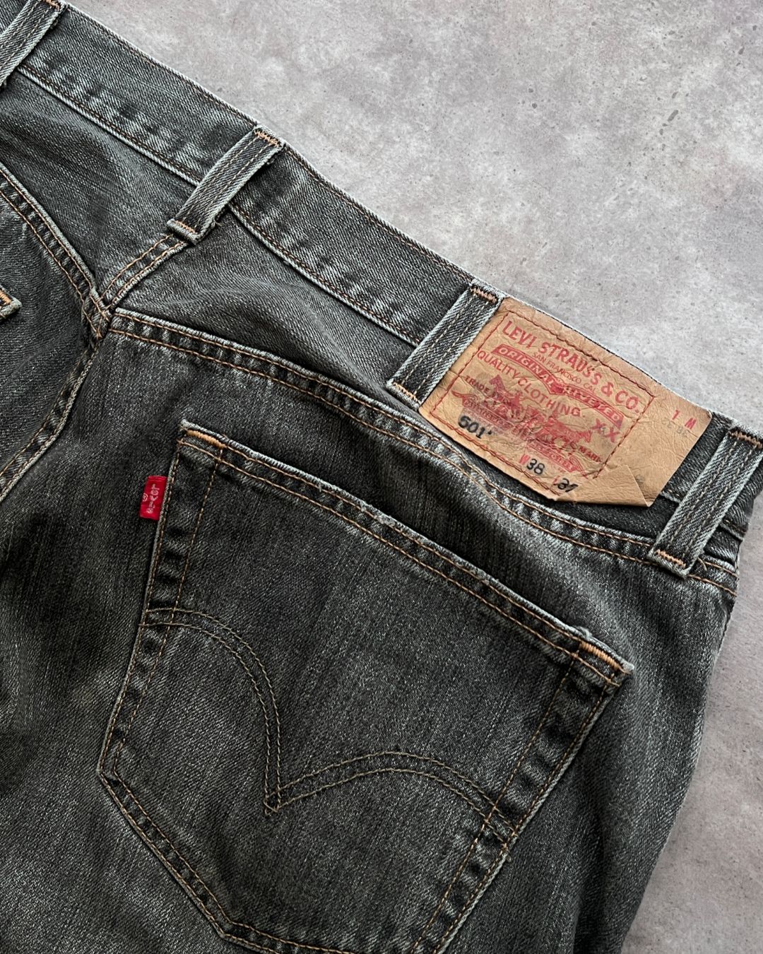 LOOSE JEANS LEVI'S (38)