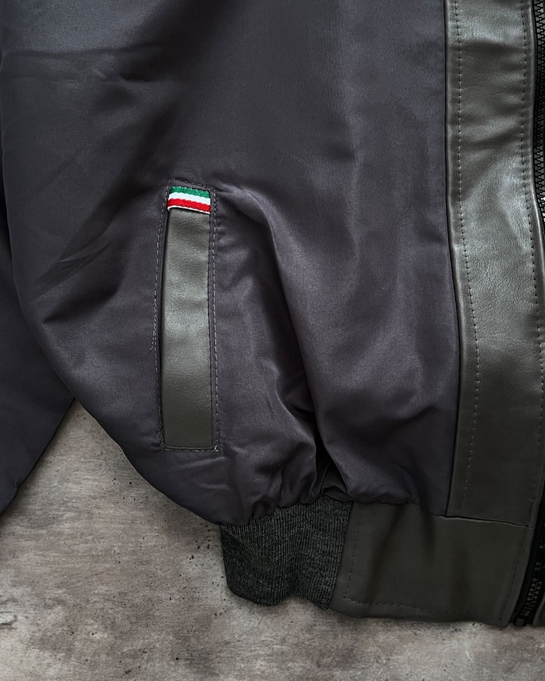 EMPORIO GREY LEATHER JACKT (S/M)