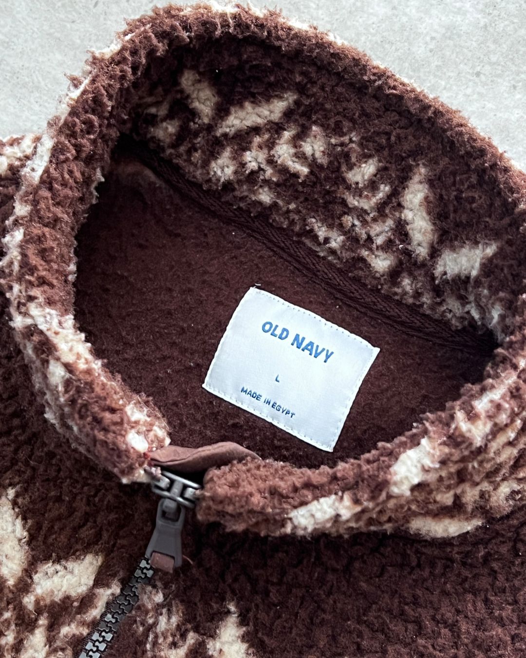 BEAR SWEATER (L)