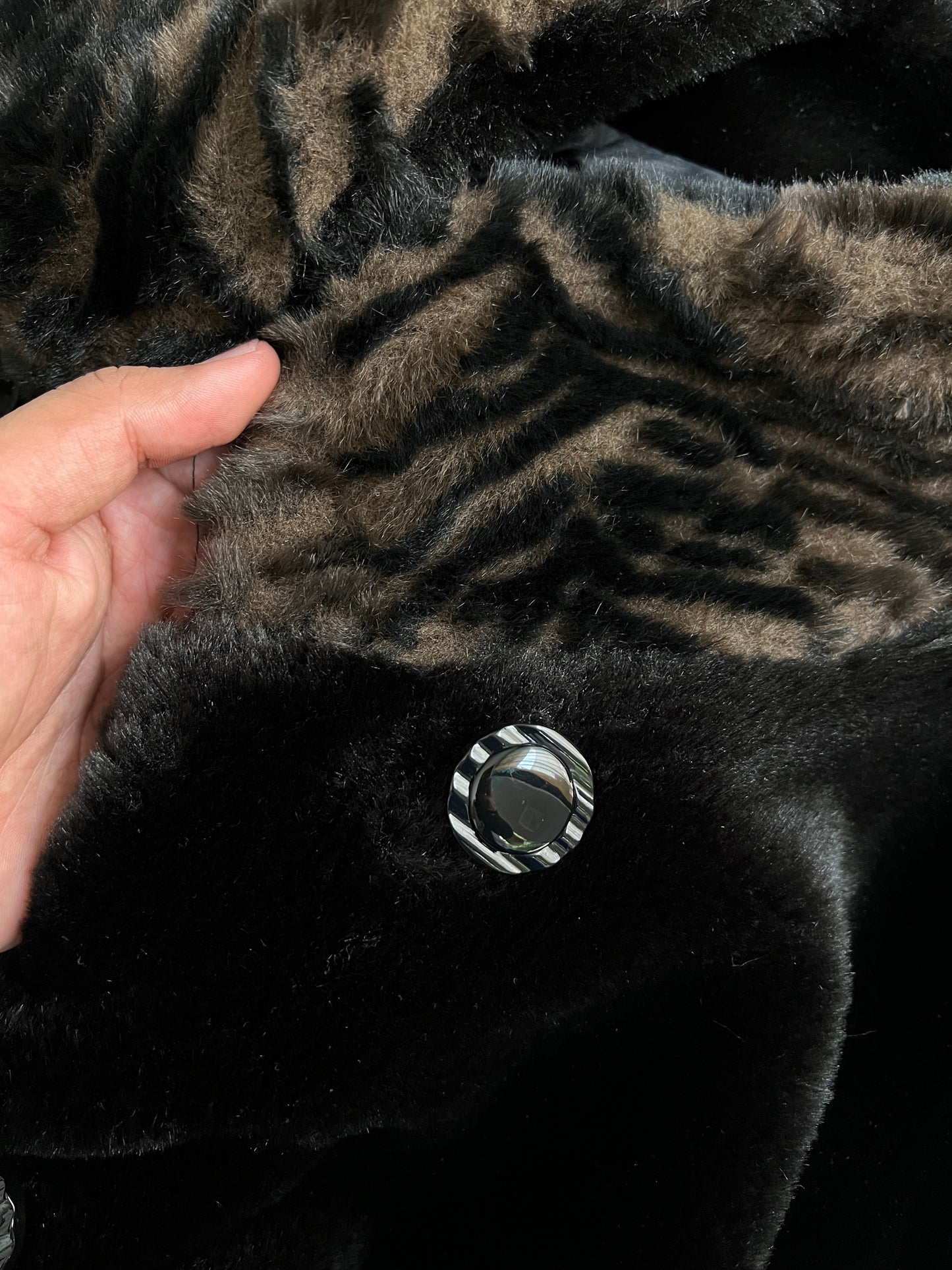 Abrigo de Lujo Faux Fur (XL)