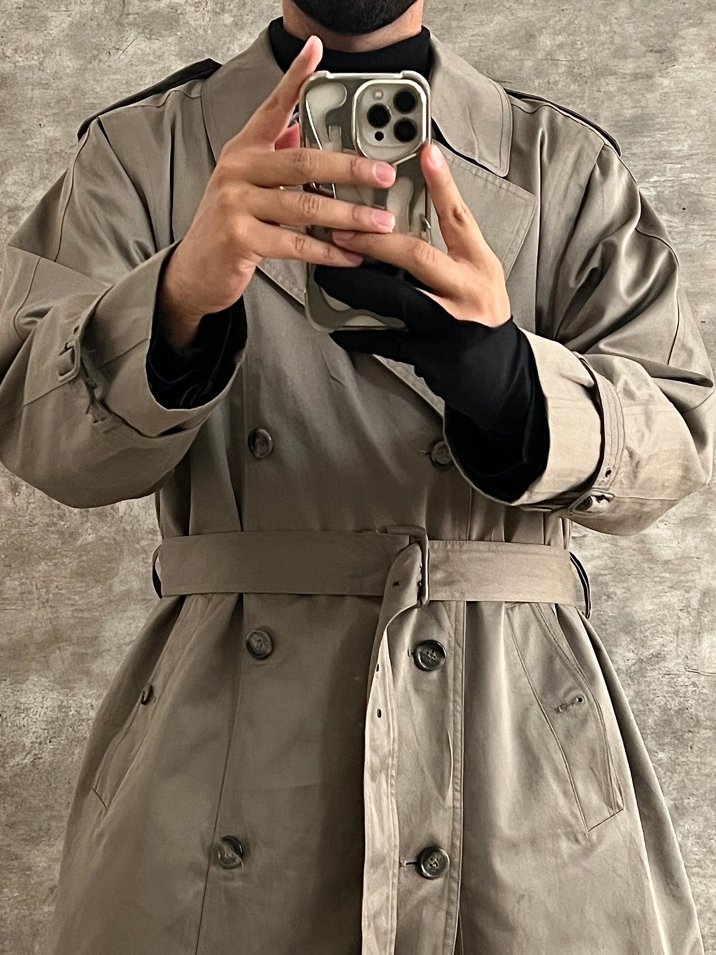 Gabardina London Fog, hecha en Korea (L)