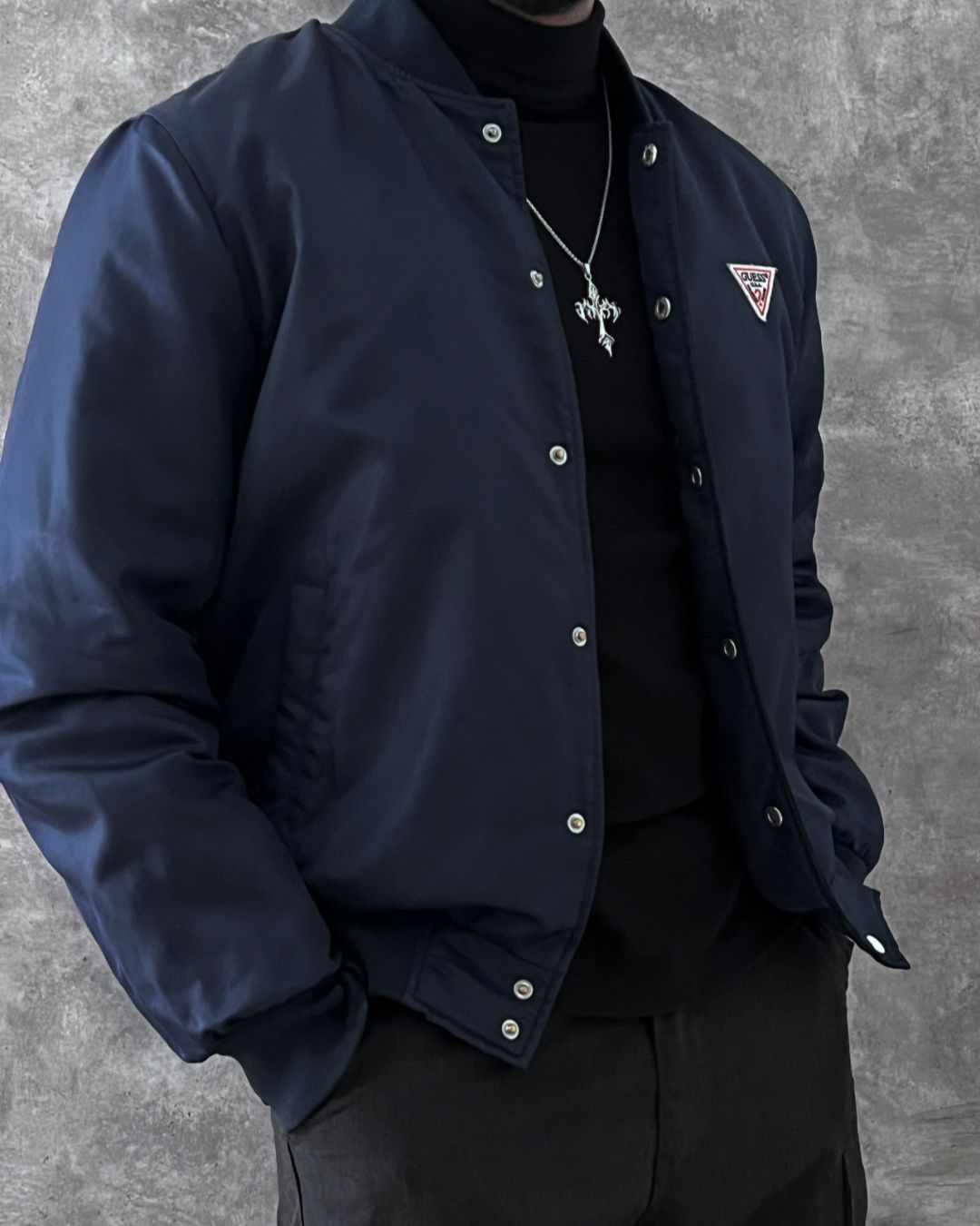 GUESS JACKET (M)