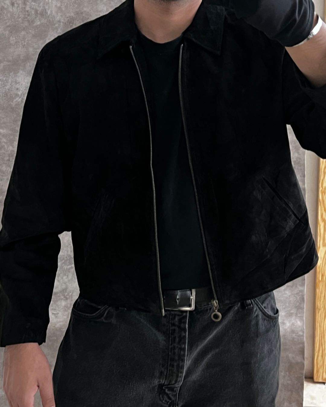 BLACK LEATHER JACKET (S)
