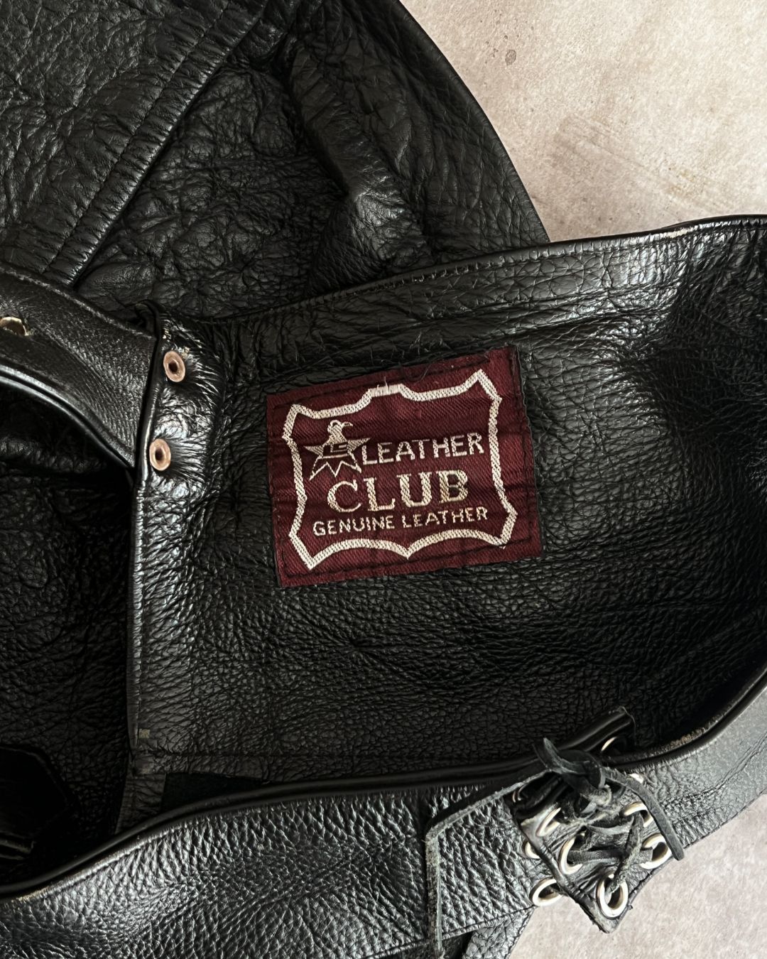 COWBOY CLUB LEATHER CHAPS (L)