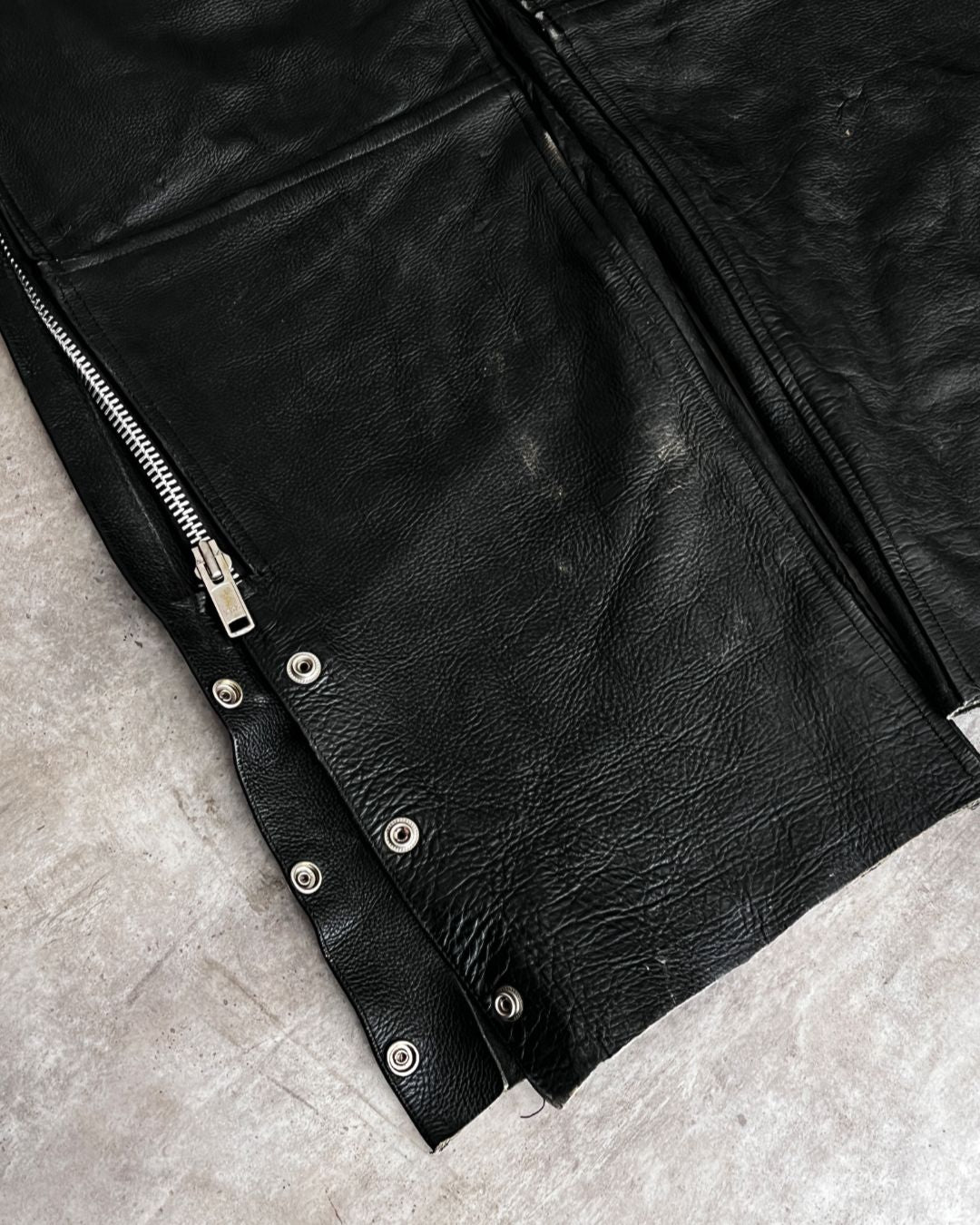 COWBOY CLUB LEATHER CHAPS (L)
