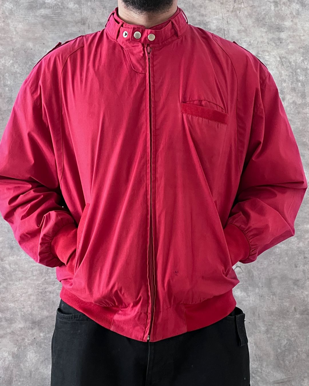 RED JACKET (L)