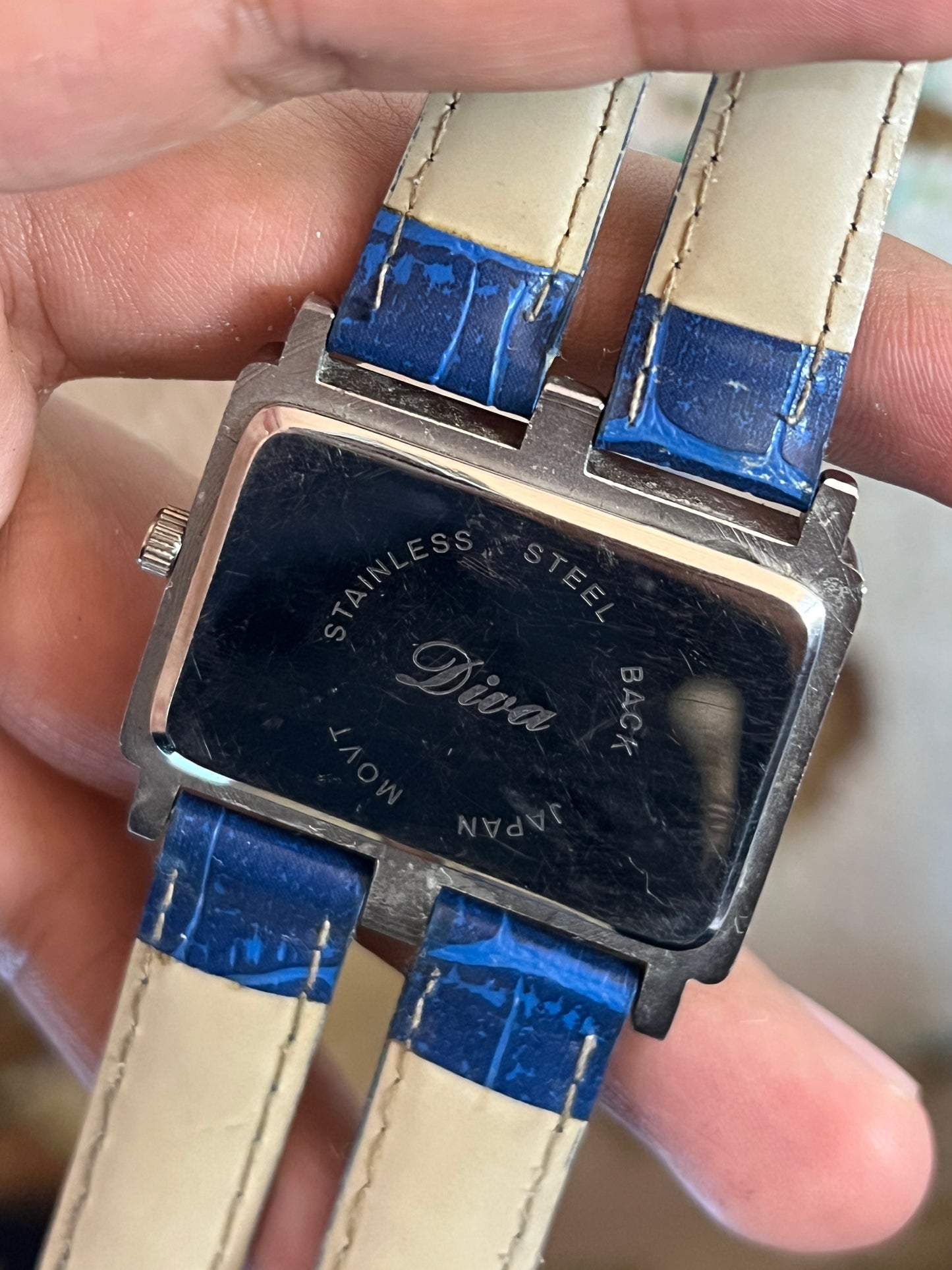 Japan watch (S/M)