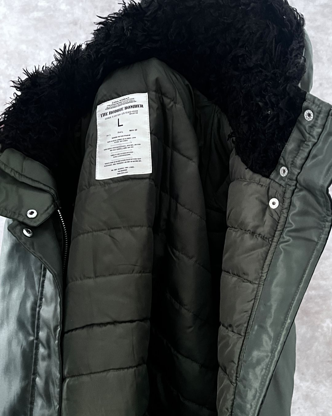 ZARA PUFFER JACKET FEM (L)
