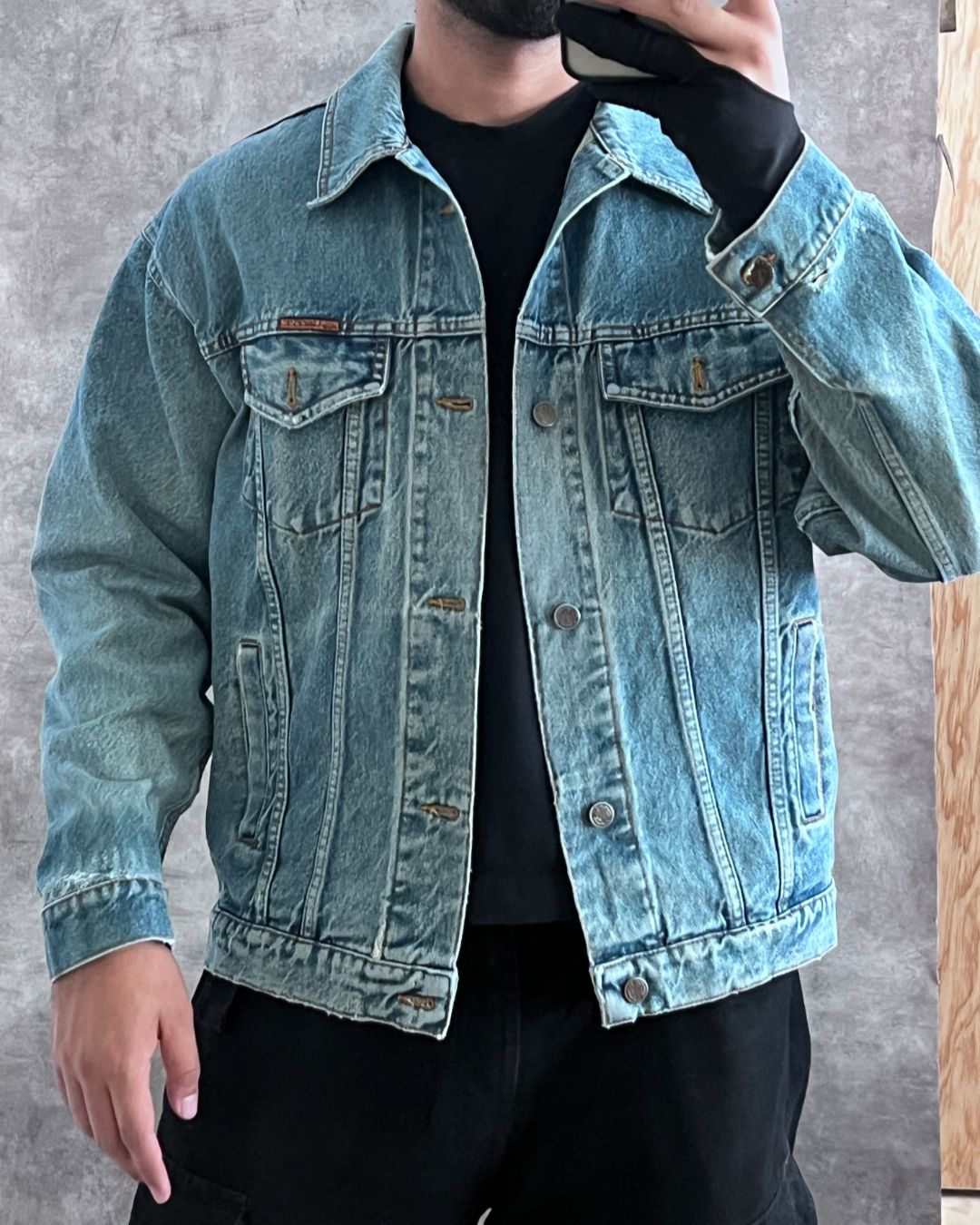 DENIM TRUCKER JACKET (L)