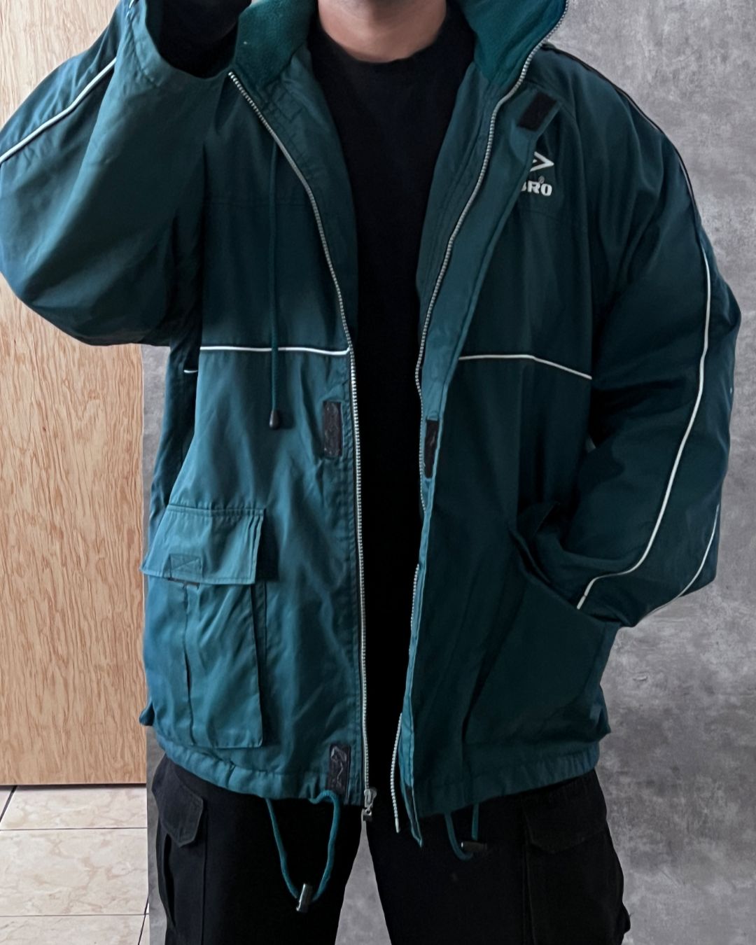 VINTAGE UMBRO JACKET (L)
