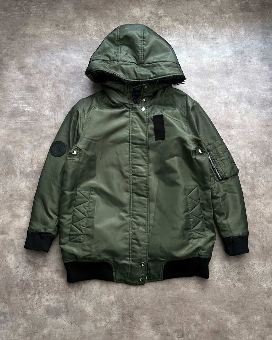 ZARA PUFFER JACKET FEM (L)