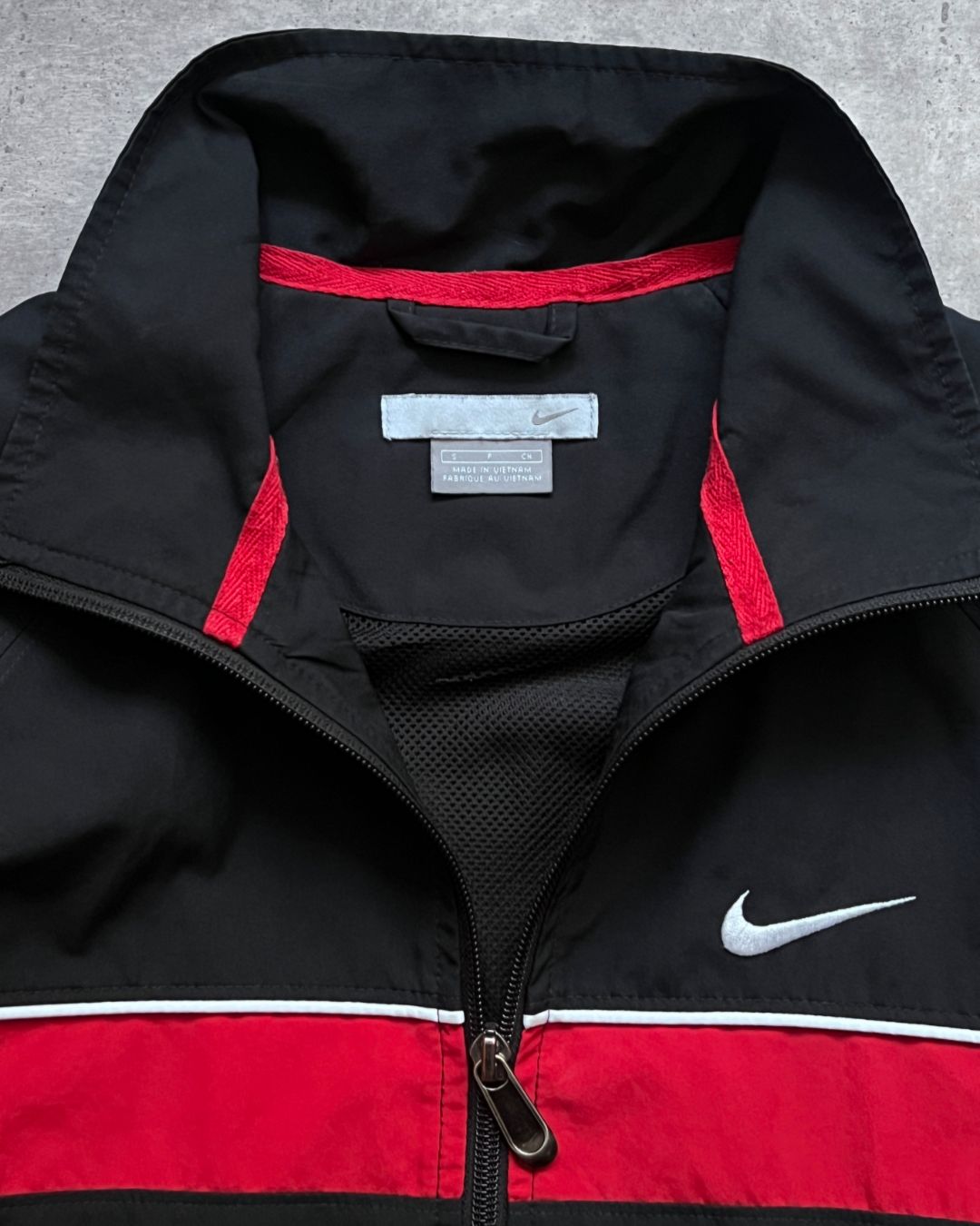 NIKE JACKET (S)