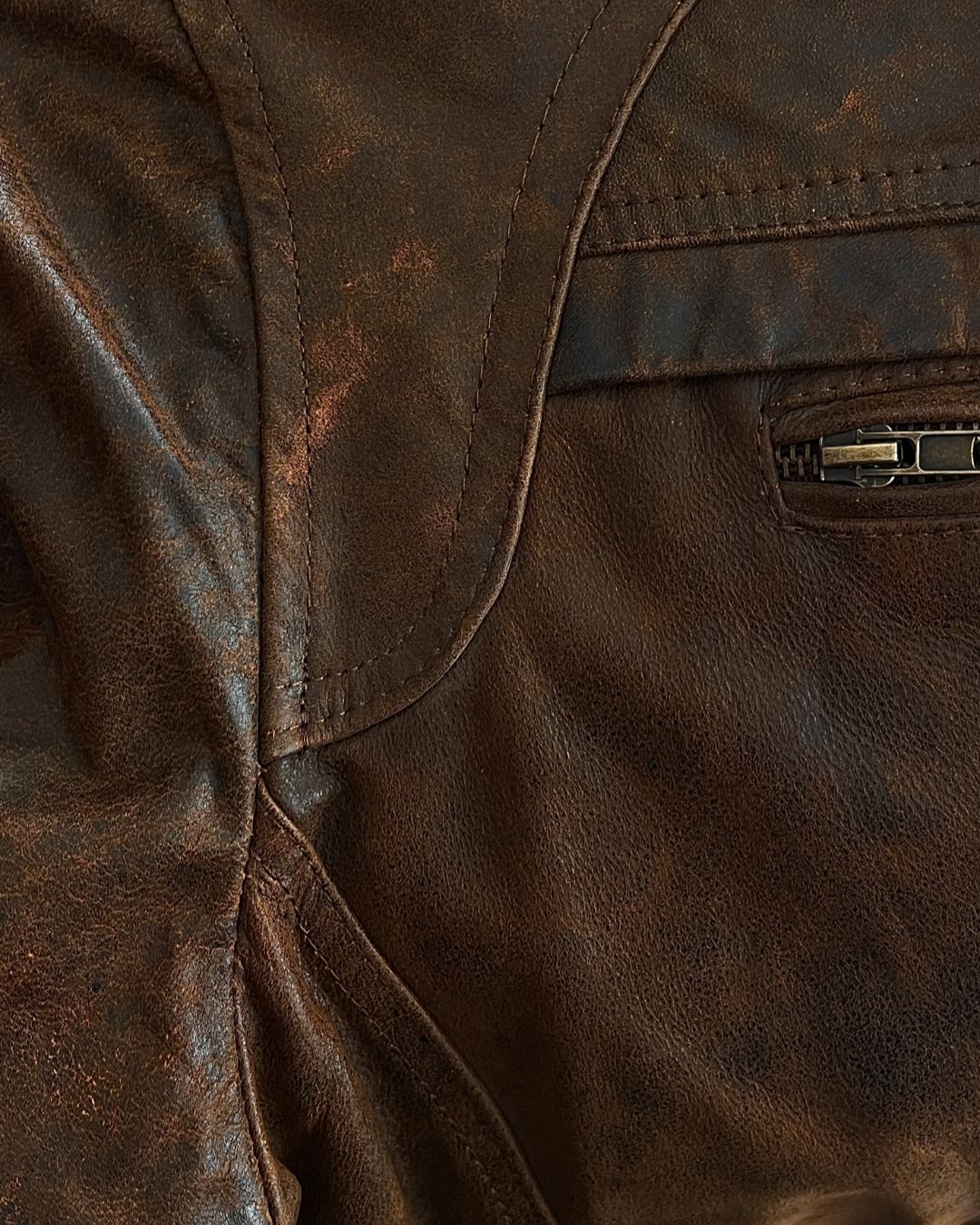 BK LEATHER JACKET (S)