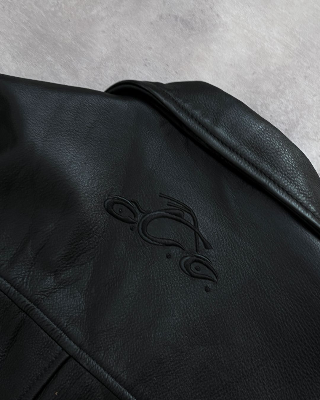 GABARDINA DE PIEL GENUINA (XL)