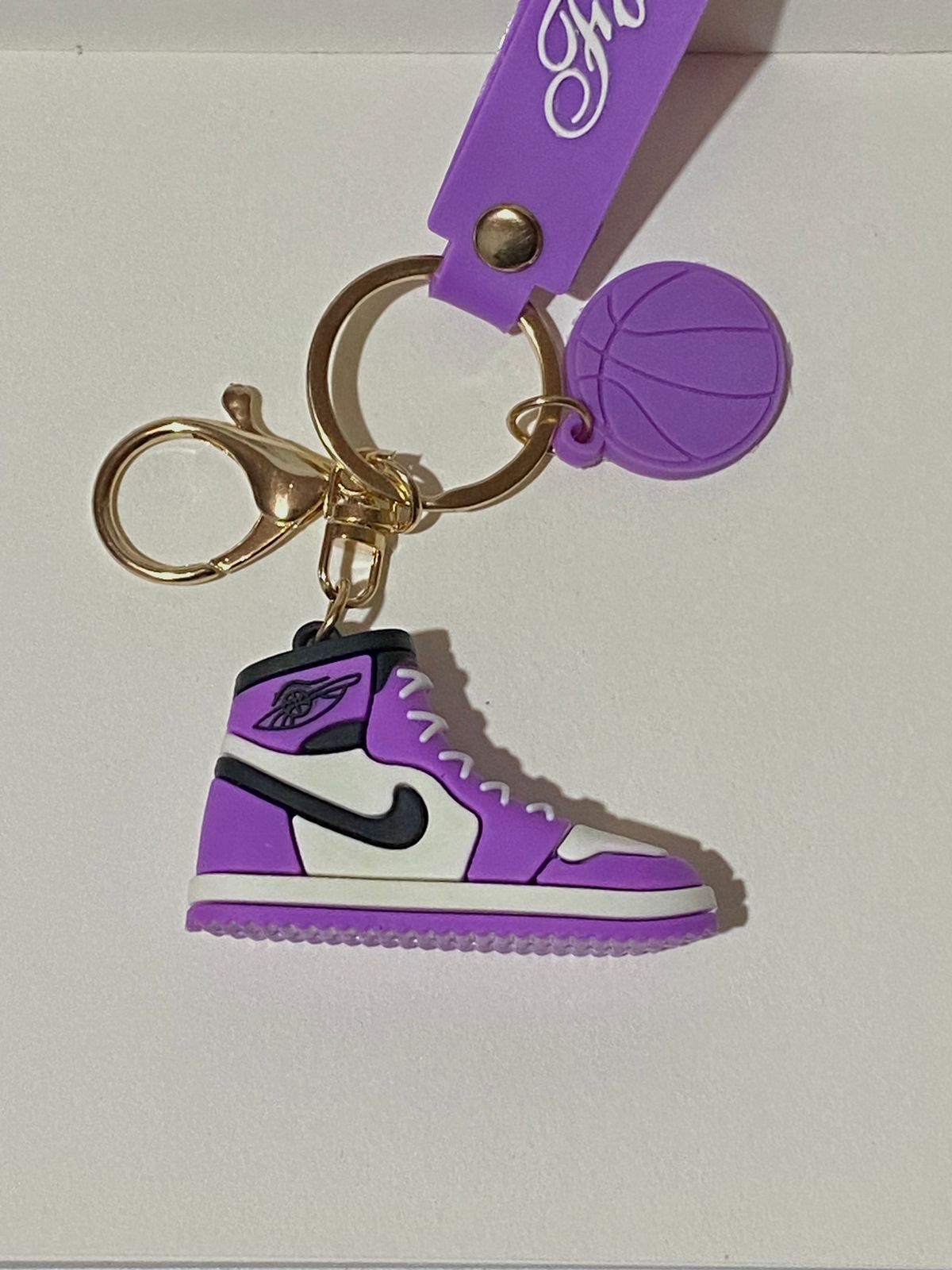 Llavero Nike Purple