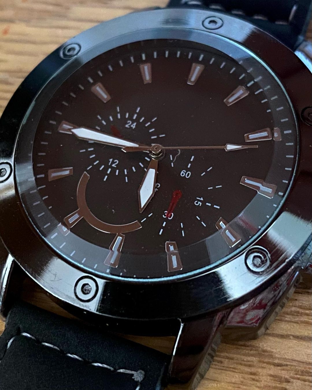 Super vintage style watch (new)